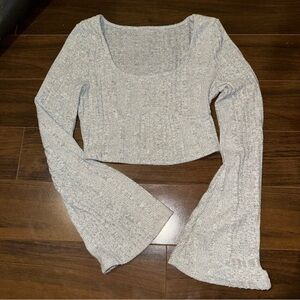 Grey long flare sleeve crop top